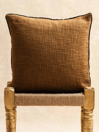 Kissenbezug Khadi café 45×45 cm in handgewebter Baumwolle aus Rajasthan - Kirane