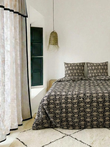 Juego de cama - Funda nórdica y fundas de almohada - Lotus Noir en algodón block print artesanal, hecho a mano en Jaipur - Kirane