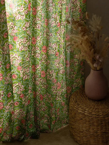 Vorhang - Hara Grün - 110x270cm in Baumwoll-Blockdruck, handgefertigt in Jaipur - Kirane