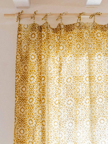 Cortina - Yellow Sun - 110x270cm en algodón block print artesanal, hecho a mano en Jaipur - Kirane