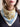Foulard Zélige porté, accessoire artisanal en coton naturel