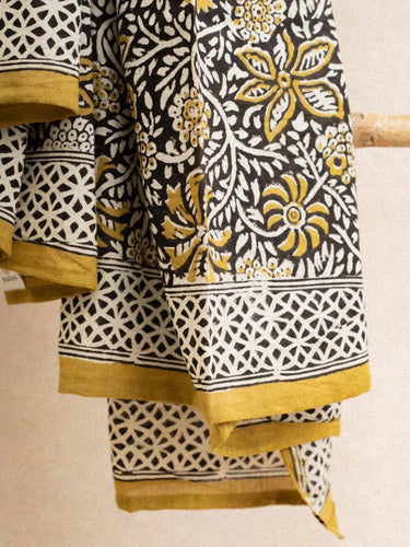 Pareo - Tuch - Nimbu, Detail des handgedruckten Blockdruckmotivs