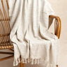 Khadi Plaid - Elfenbein - 120x180cm, Detail der handwerklich gewebten Khadi-Textur