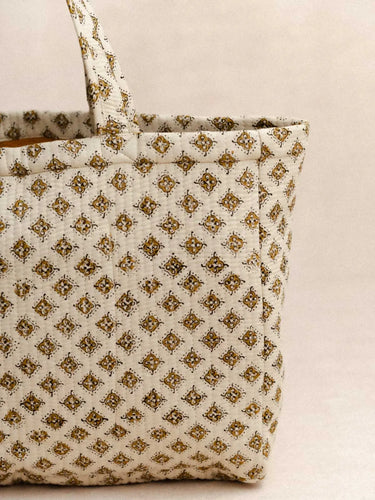 Gesteppte Tasche Mong, Detail des geometrischen handgedruckten Blockdruckmotivs