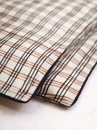 Sofa Cover - Carreaux Colette - 85x185cm, Detail des handgedruckten Blockdruckmotivs
