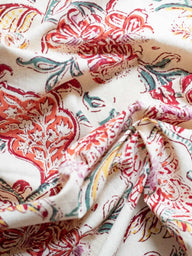 Tea towel Neiroli, detail of the block print hand-printed pattern