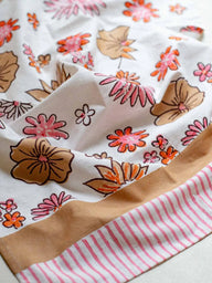 Tea towel Seventies Flower, close-up of the vegetable dye pattern